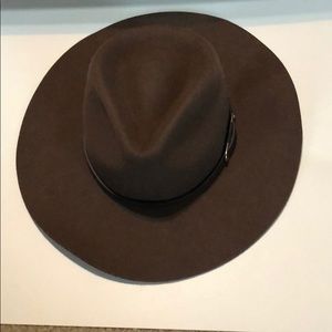 Ladies Fashion Hat